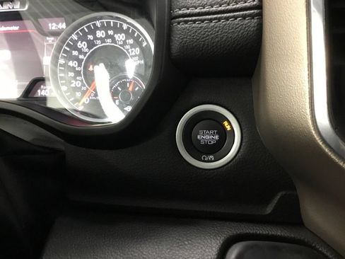 Used 2022 RAM 1500 Laramie w/ Off-Road Group AWD/4WD image 33
