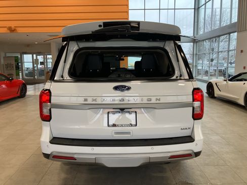 Used 2024 Ford Expedition Max XLT image 31