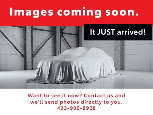 Used 2021 Toyota RAV4 XLE image 10
