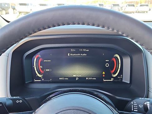 Used 2024 Nissan Rogue SL w/ SL Premium Package image 14