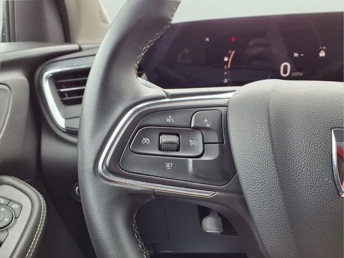 Used 2025 Buick Encore GX Preferred AWD/4WD image 18