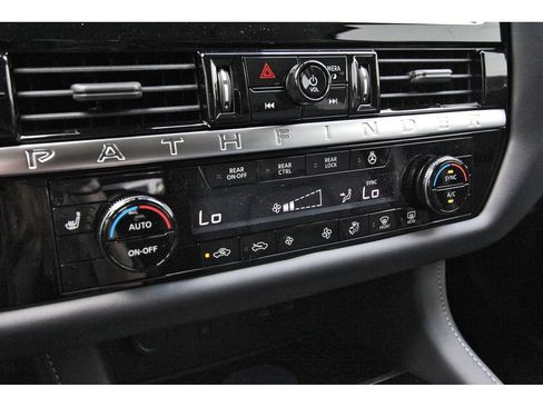 New 2026 Nissan Pathfinder SL w/ SL Premium Package (P04) FWD image 25