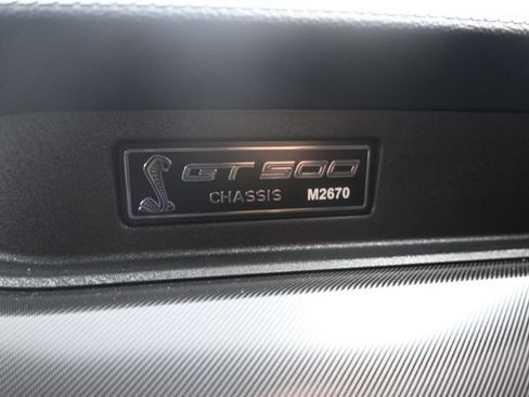 Used 2021 Ford Mustang Shelby GT500 w/ Technology Package RWD image 17