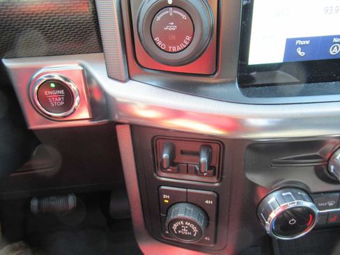 Used 2022 Ford F150 Raptor w/ Raptor 37 Performance Package AWD/4WD image 31