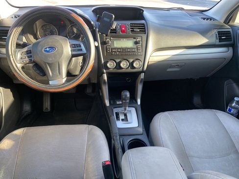 Used 2015 Subaru Forester 2.5i Limited AWD/4WD image 9