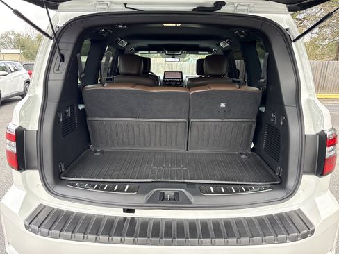 Used 2023 Nissan Armada Platinum w/ Captain's Chairs Package image 38