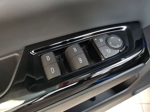 Certified 2024 Honda Prologue Touring image 18