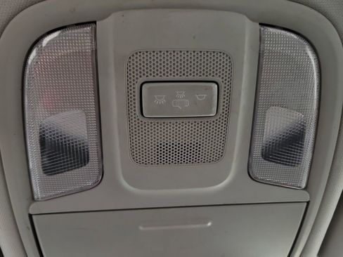 Used 2019 Kia Niro EX FWD image 23