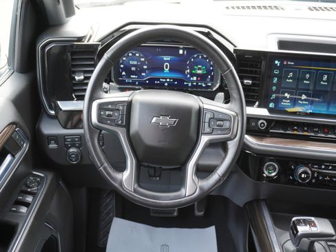 Used 2022 Chevrolet Silverado 1500 LT Trail Boss w/ Protection Package image 18