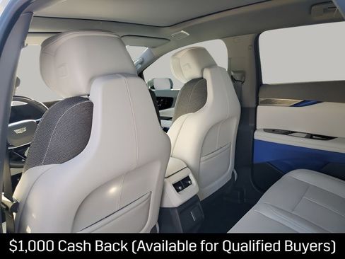 New 2026 Cadillac Optiq Sport 1 w/ LPO, Floor Liner Package image 18