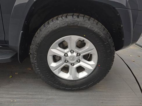 Used 2024 Toyota 4Runner SR5 image 12