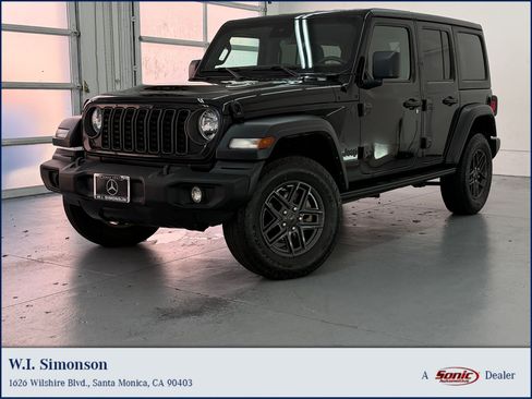 Used 2024 Jeep Wrangler Unlimited Sport AWD/4WD image 1