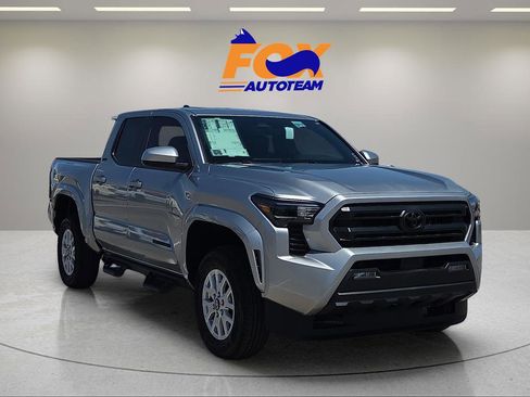 New 2026 Toyota Tacoma SR5 RWD image 6