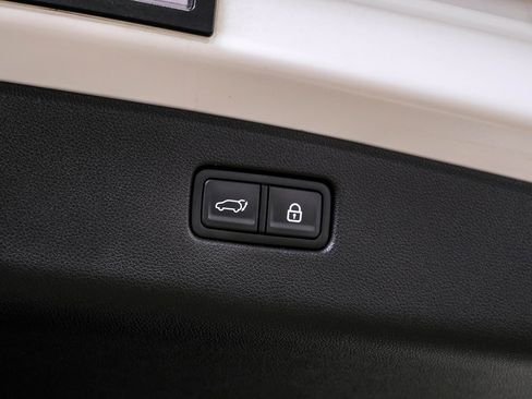 Used 2022 Genesis GV70 3.5T Sport w/ Sport Prestige Package image 51