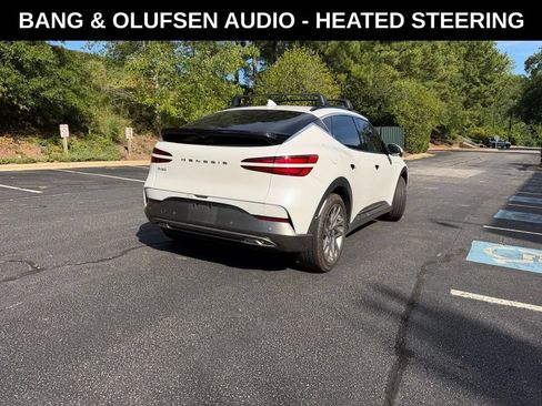 Used 2024 Genesis GV60 Advanced AWD/4WD image 3