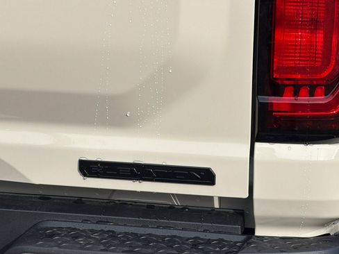 New 2026 GMC Canyon Elevation w/ Convenience Package image 7