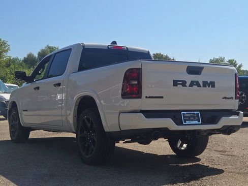 New 2027 RAM 1500 Laramie w/ Night Edition AWD/4WD image 19