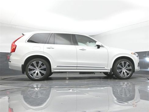 Used 2024 Volvo XC90 B5 Plus w/ Protection Package Premier image 44