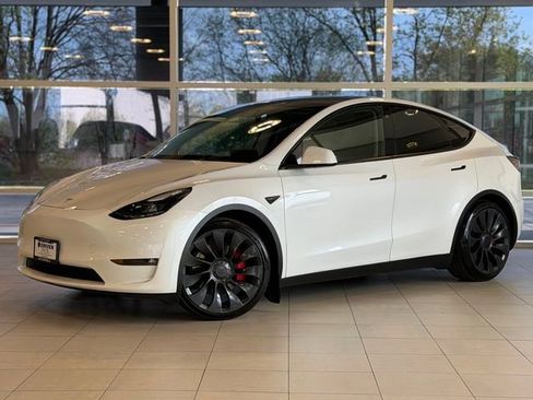 Used 2023 Tesla Model Y Performance AWD/4WD image 1