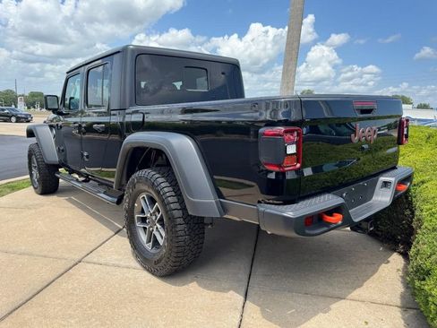 Used 2026 Jeep Gladiator Mojave AWD/4WD image 7