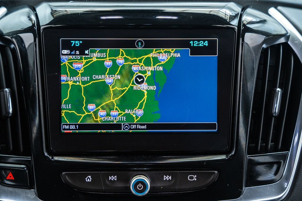 Used 2018 Chevrolet Traverse LT AWD/4WD image 24