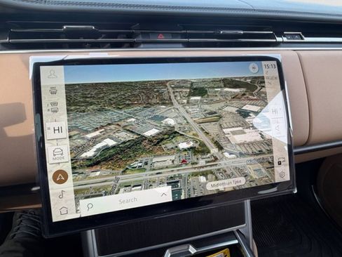 New 2026 Land Rover Range Rover SE image 16