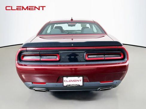 Used 2022 Dodge Challenger GT w/ Blacktop Package RWD image 8