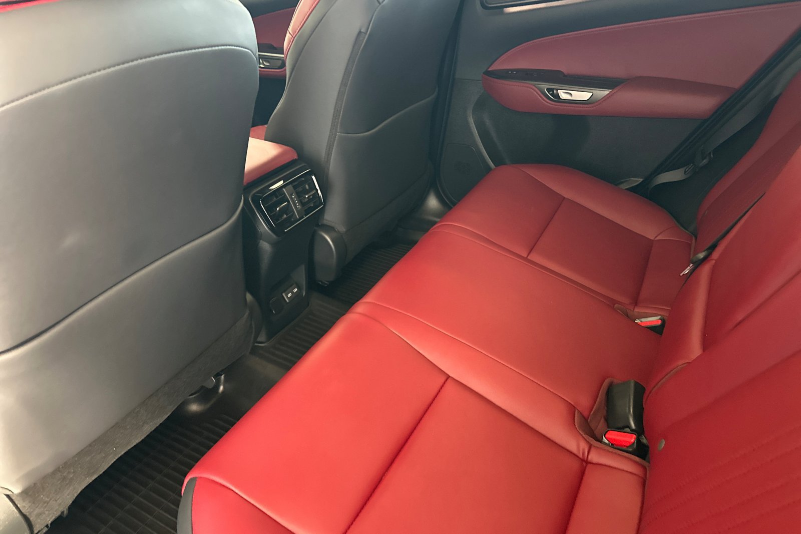 Certified 2025 Lexus NX 350h AWD w/ Cold Area Package image 9