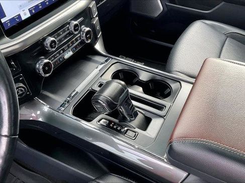 Certified 2022 Ford F150 Lariat w/ Equipment Group 502A High image 14