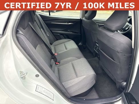 Used 2025 Toyota Camry LE image 11