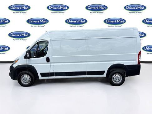 Used 2025 RAM ProMaster 2500 w/ Convenience Group FWD image 4