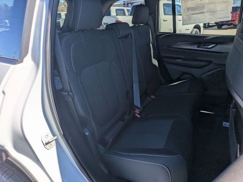 New 2026 Jeep Grand Cherokee Laredo X AWD/4WD image 31