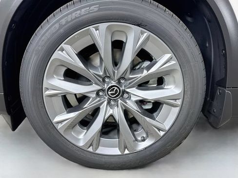 New 2026 MAZDA CX-90 3.3 Turbo w/ Preferred Package AWD/4WD image 32