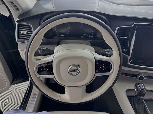 Used 2021 Volvo XC90 T6 Inscription w/ Advanced Package AWD/4WD image 16