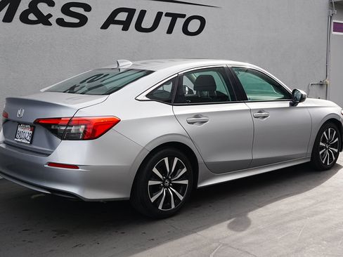 Used 2022 Honda Civic EX image 4