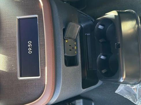 New 2026 Lincoln Navigator Reserve AWD/4WD image 14