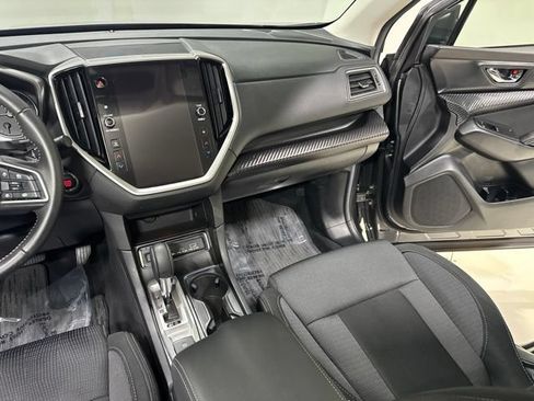 Used 2025 Subaru Ascent Premium AWD/4WD image 23