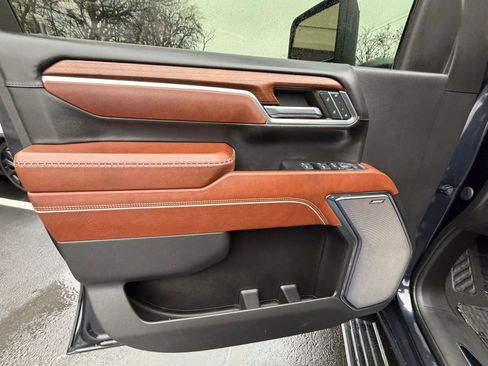 Used 2024 GMC Sierra 3500 Denali Ultimate image 19