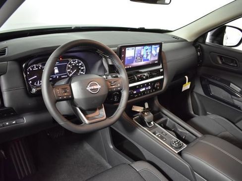 New 2026 Nissan Pathfinder SV AWD/4WD image 13