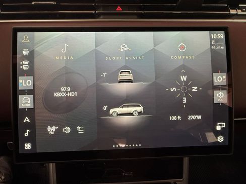 Used 2025 Land Rover Range Rover SE image 30