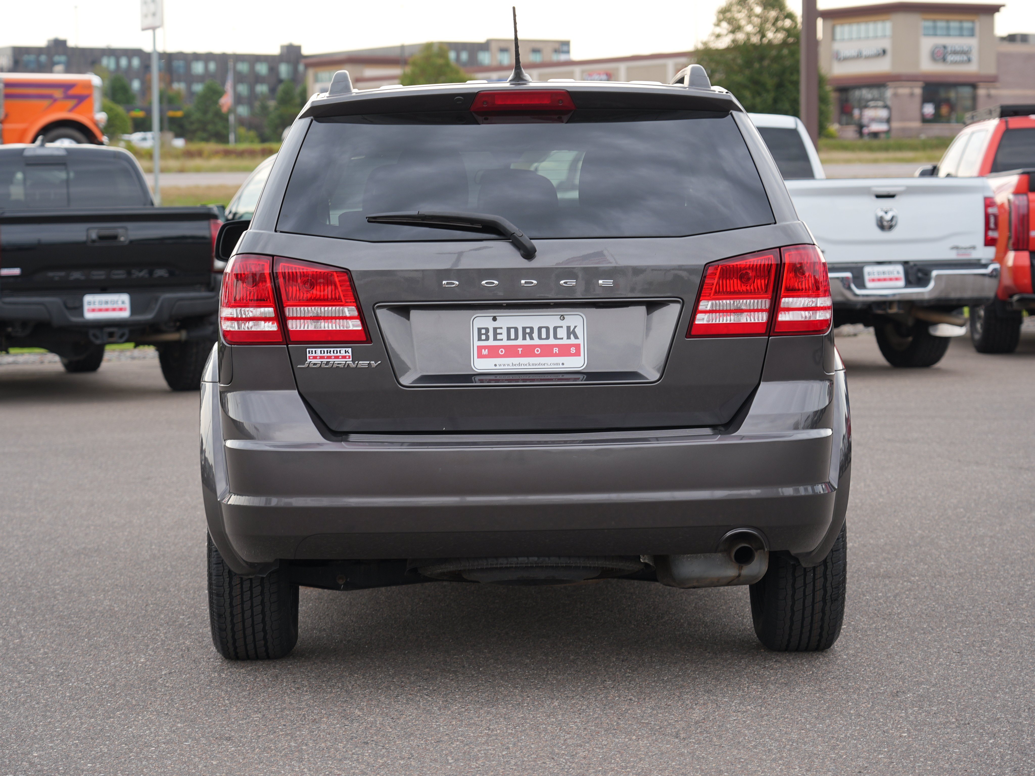 Used 2016 Dodge Journey SE w/ Flexible Seating Group FWD image 4