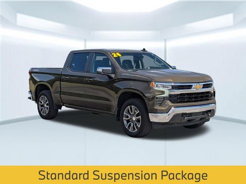 Used 2024 Chevrolet Silverado 1500 LT AWD/4WD image 8