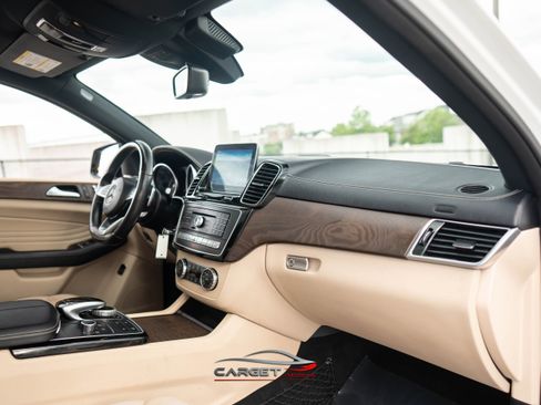 Used 2017 Mercedes-Benz GLE 43 AMG 4MATIC image 15