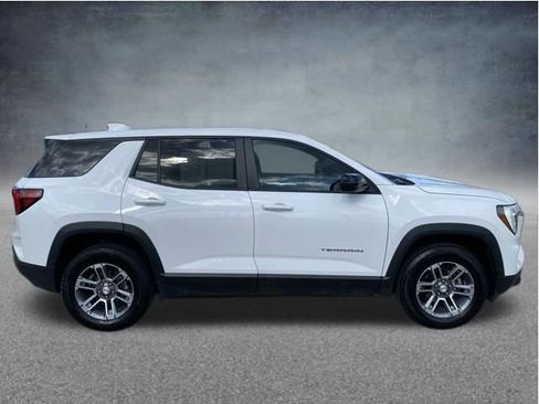 Used 2025 GMC Terrain Elevation AWD/4WD image 6