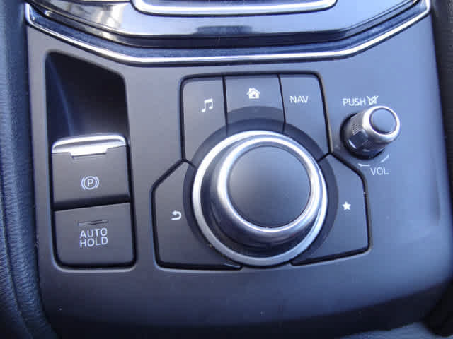 Used 2018 MAZDA CX-5 Touring w/ Preferred Equipment Package AWD/4WD image 32