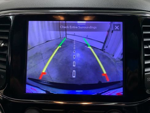 Used 2020 Jeep Grand Cherokee Limited AWD/4WD image 11