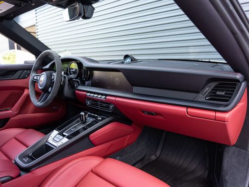 Certified 2024 Porsche 911 Targa 4 GTS w/ Premium Package AWD/4WD image 34