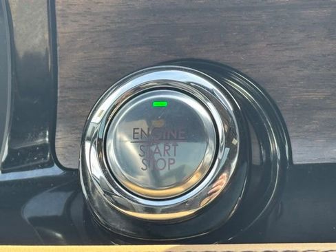 Used 2020 Lincoln Corsair Reserve w/ Equipment Group 202A image 34