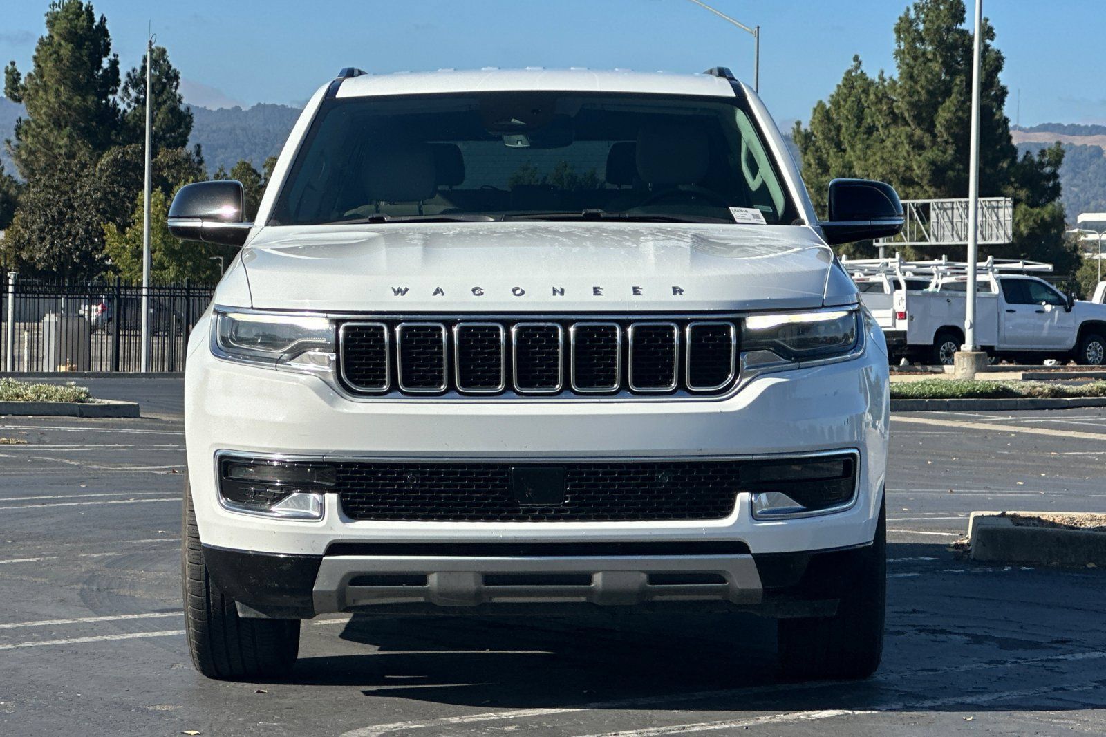 Used 2024 Jeep Wagoneer Series II w/ Flexible Seating Group AWD/4WD image 9