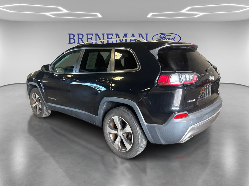 Used 2019 Jeep Cherokee Limited AWD/4WD image 9